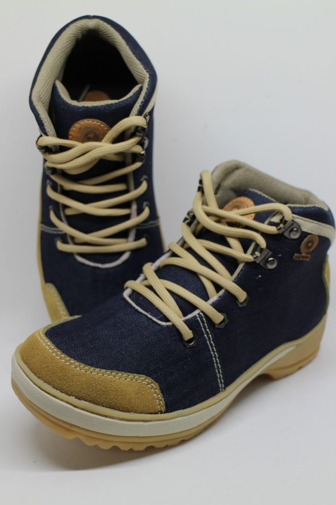 Bota Indiwalk